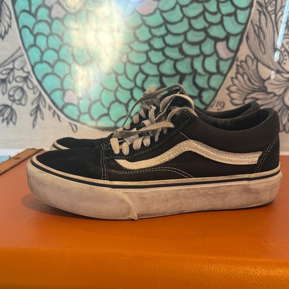Vans Old Skool Sneakers – Black/White Classic Skate Shoes – Size W8 - M6 1/2